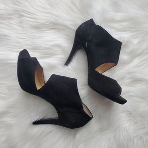 "Romantic Soles" Heels